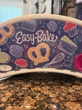 Easy-Bake Ultimate Oven | Hasbro 2023